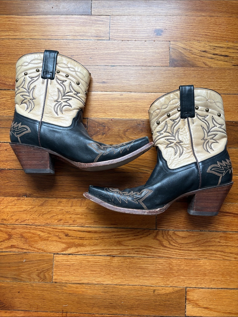 Corral Western Two Tone Embellished Ankle Cowboy Boots 8.5